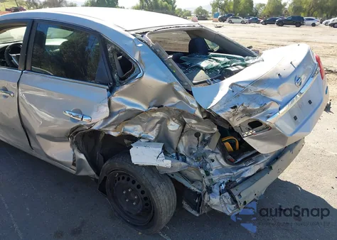 2014 Nissan Sentra S из США, поврежденный, VIN 3N1AB7AP5EY252166